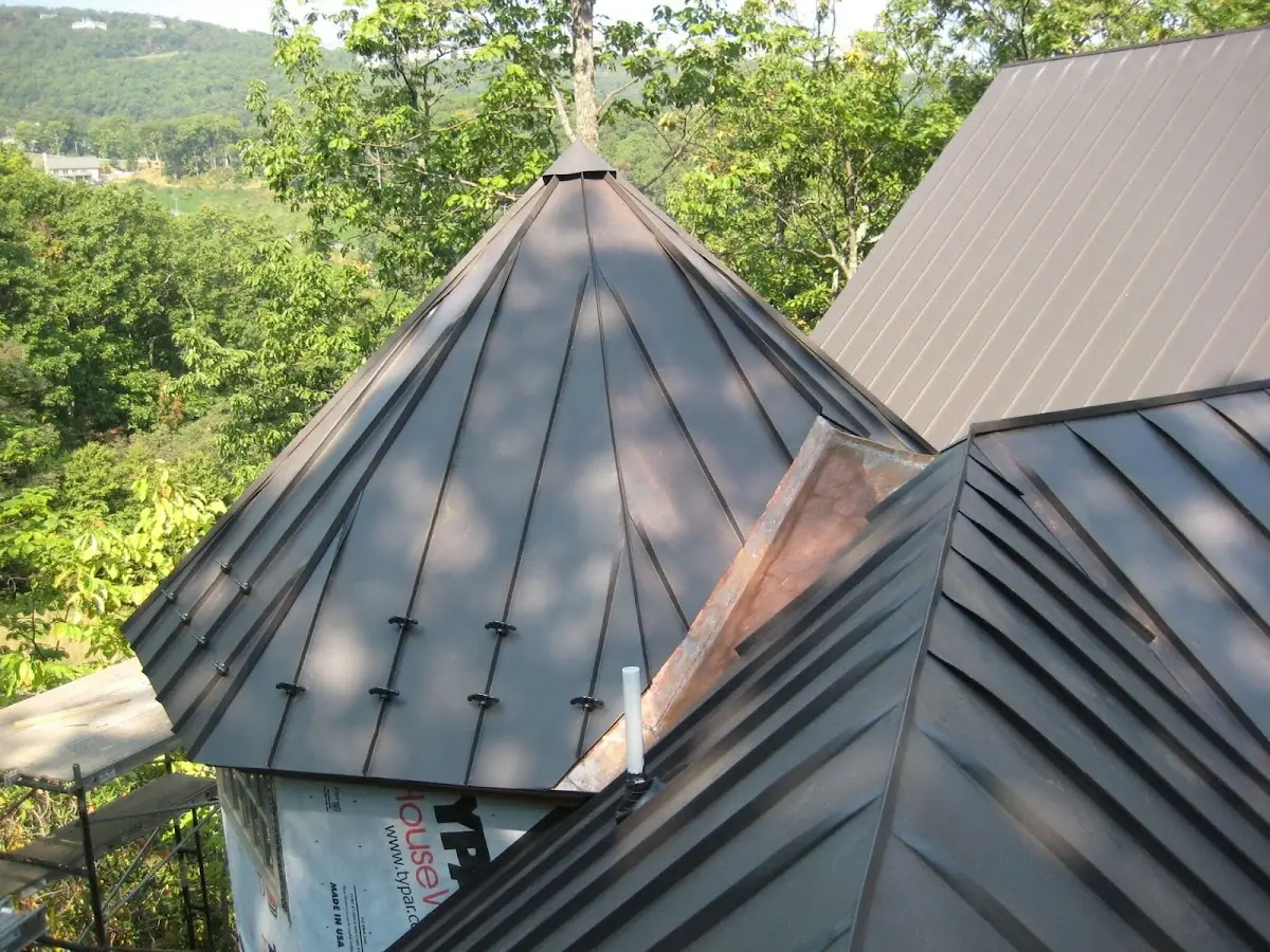 Professional Shingle Replacement & Repair by Craftsman Roofing in West Hills